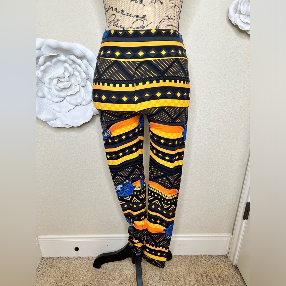 LuLaRoe Aztec Geometric Halloween Witch One Size Leggings